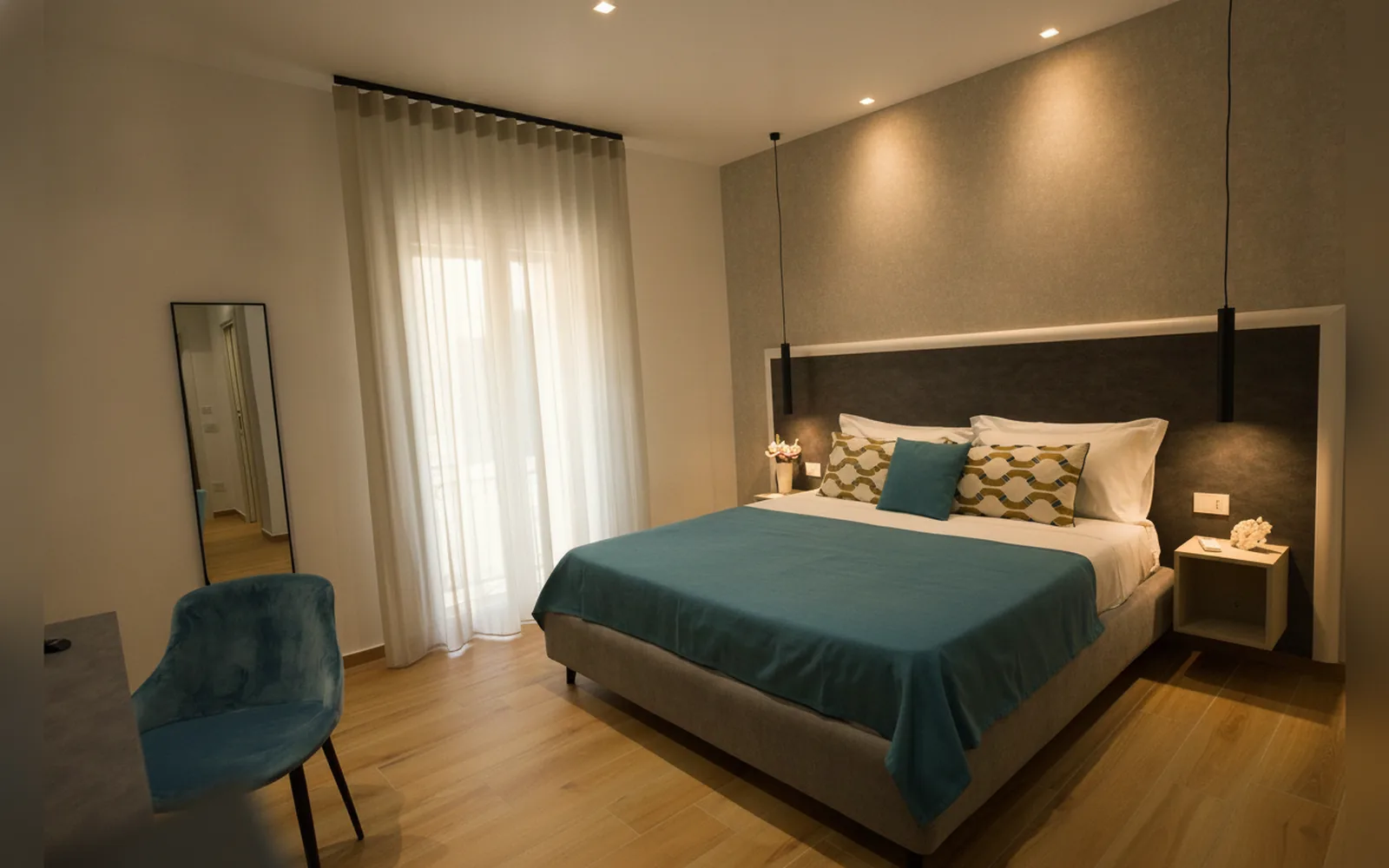 Camera con bagno privato — Enea Suite, Trapani (foto 16)