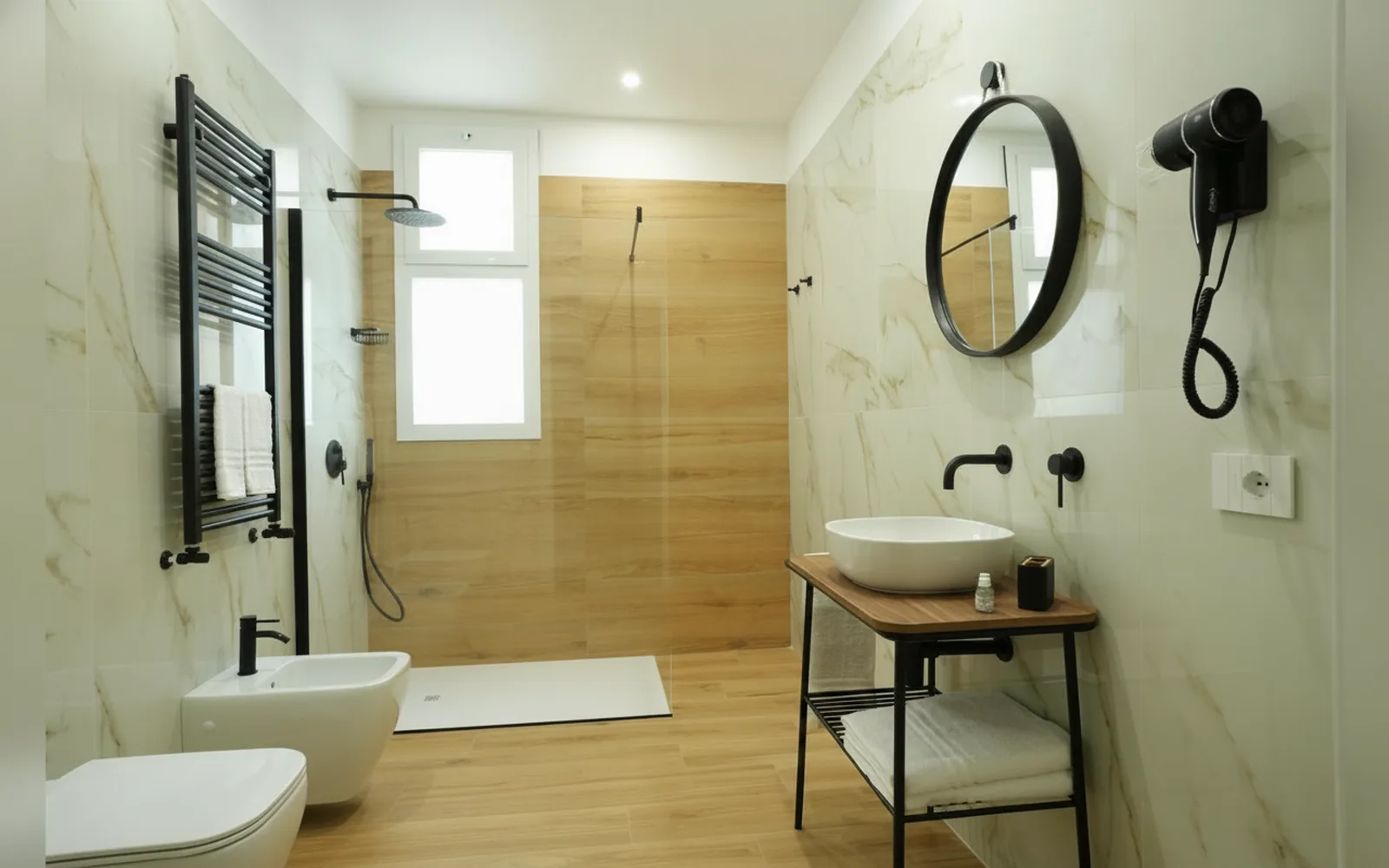 Camera con bagno privato — Enea Suite, Trapani (foto 36)